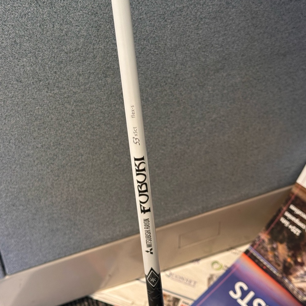 Cleveland Custom 588 driver STIFF - Picture 2 of 4